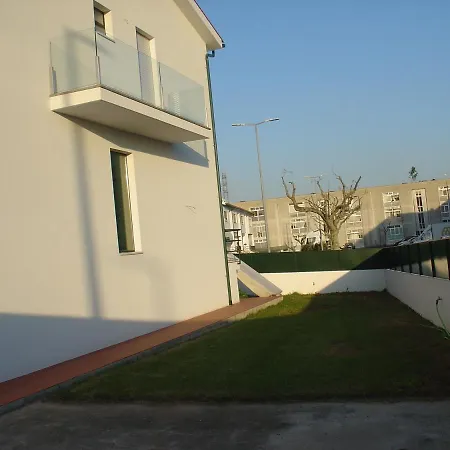 Casa De Palmeira Feriehus *